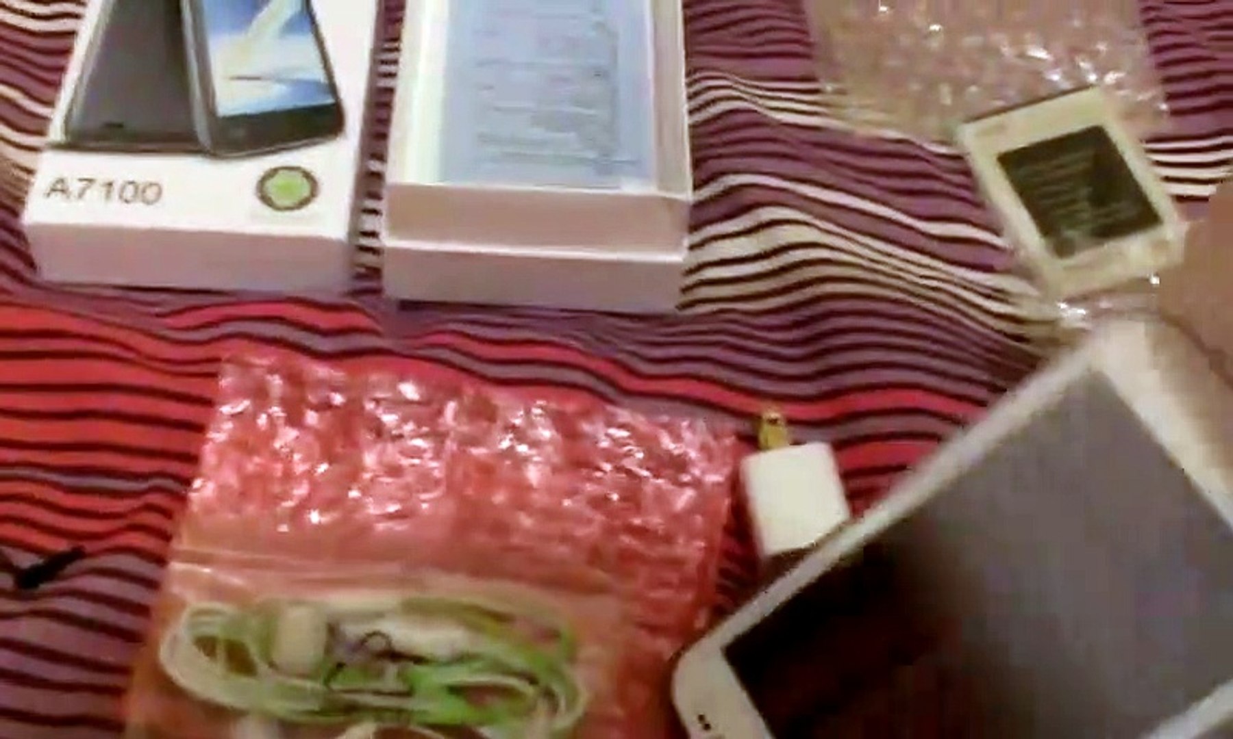 Chinese Android Smartphone A7100 (Review)