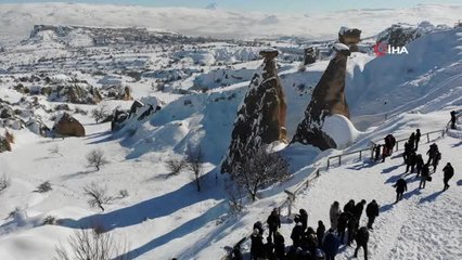 Kayaktan sonra Kapadokya-Erciyes'e kayak yapmaya gelen turistlerin sonraki durağı Kapadokya oluyor