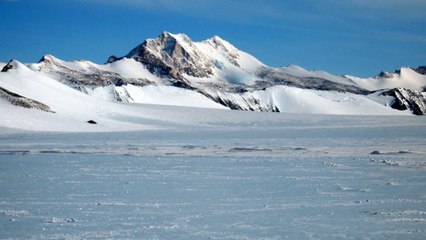 Le plus grand canyon au monde pourrait se cacher sous la glace de l'Antarctique