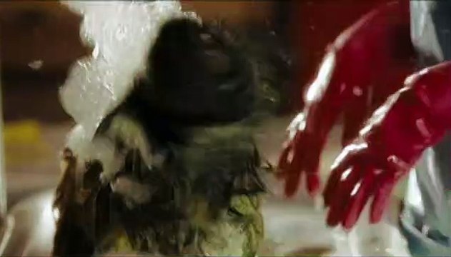 Köpek Oteli Orijinal Fragman (3)