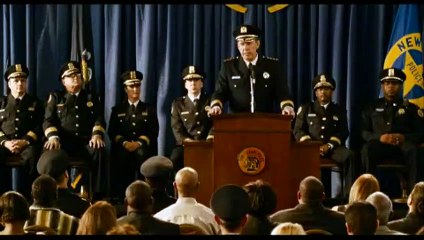 Kötü Polis Orijinal Fragman