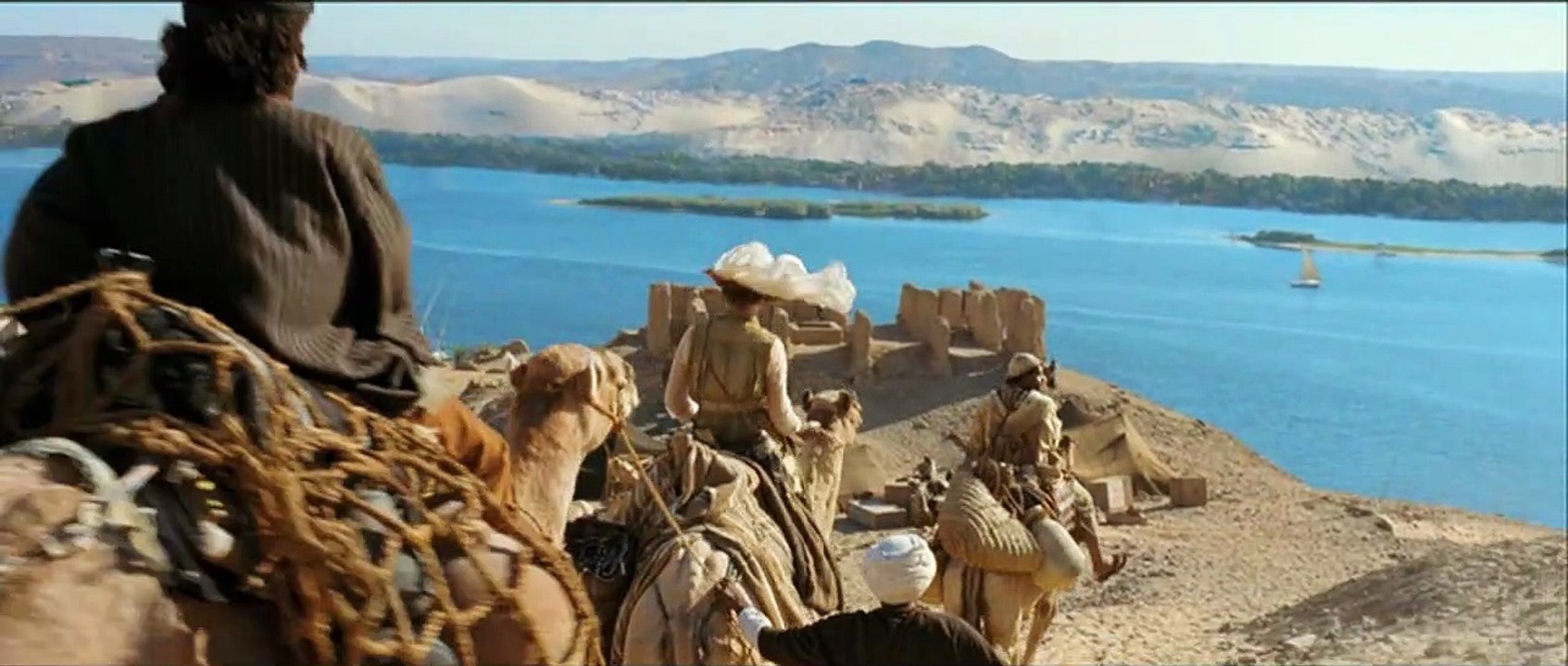 Adele’nin Olağanüstü Maceraları Orijinal Fragman