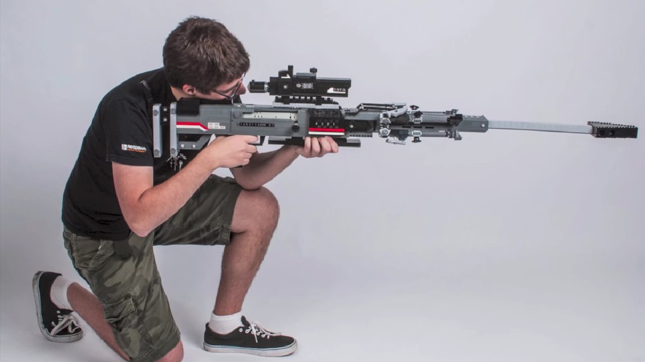 LEGO : le fusil sniper de Titanfall reproduit grandeur nature