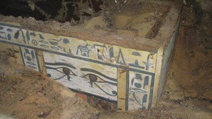 Des archéologues découvrent une momie vieille de 3800 ans dans une nécropole en Egypte