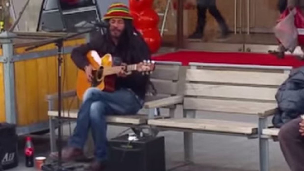 Dieser Straßenkünstler ist die Reinkarnation von Bob Marley