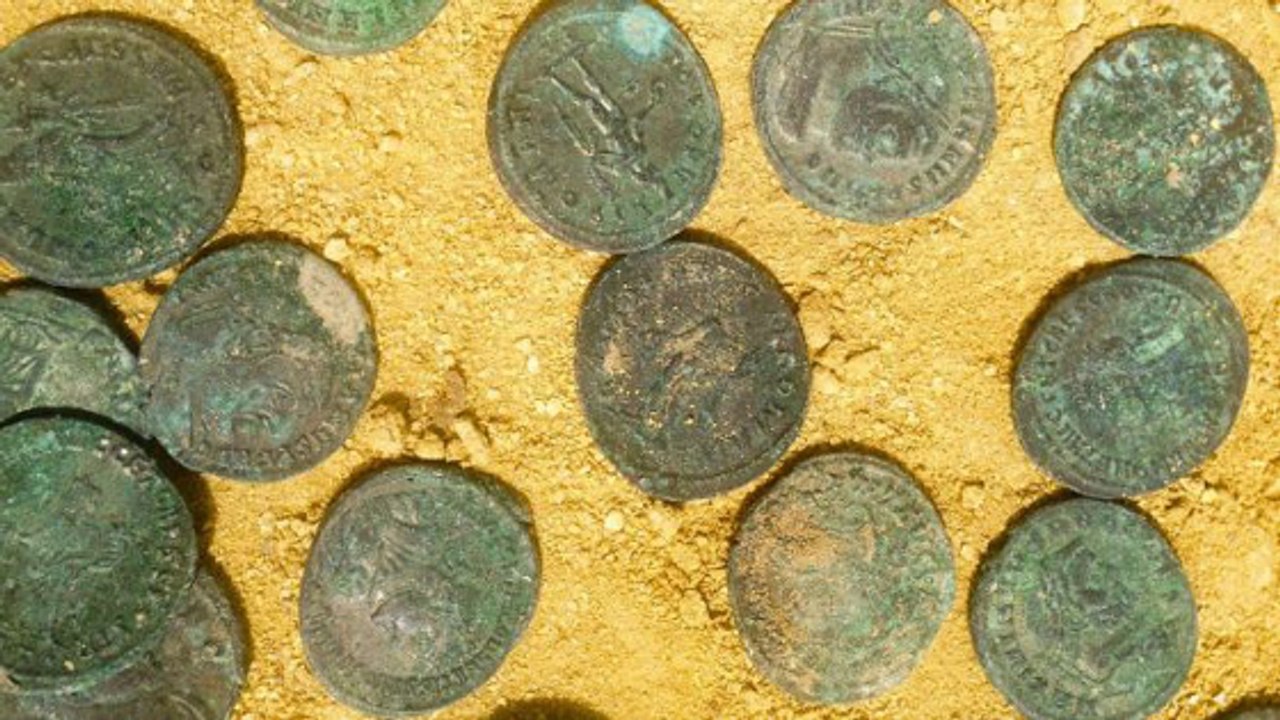 Des ouvriers mettent au jour un remarquable trésor lors de travaux en Espagne