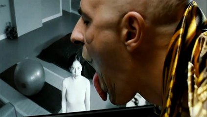 İçinde Yaşadığım Deri Altyazılı Fragman (2)