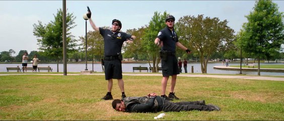 Liseli Polisler Orijinal Fragman (2)