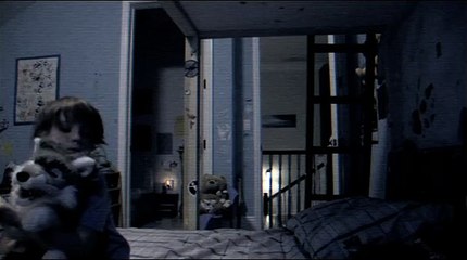 Paranormal Activity 4 Orijinal Fragman (5)