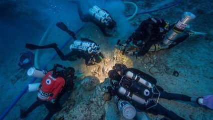 Un mystérieux squelette vieux de 2000 ans retrouvé dans l’épave d’Anticythère en Grèce