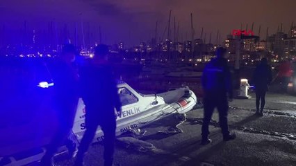 KADIKÖY'DE ÜNLÜ MODEL TAKSİ İLE DENİZE UÇTU