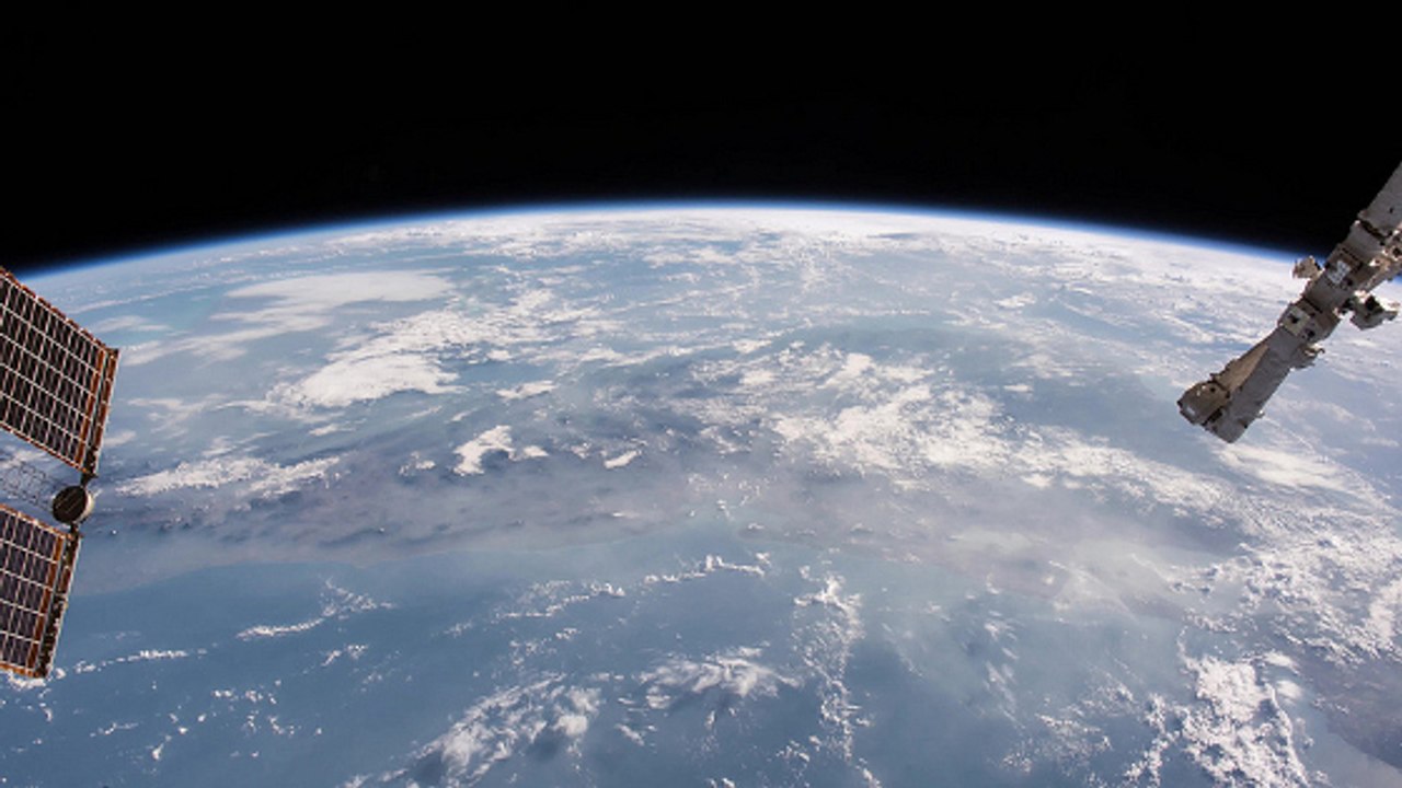 L'astronaute Thomas Pesquet offre un splendide survol de la Terre depuis l'ISS