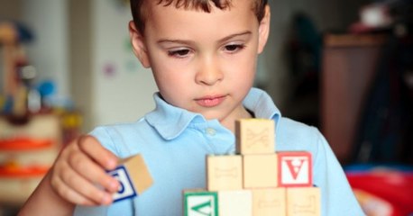 Un traitement vieux de 100 ans montre des résultats prometteurs pour soigner l'autisme