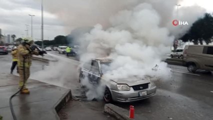Kartal'da otomobil alev aldı... Baba ile minik kızı yanan otomobillerini izledi