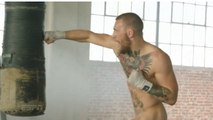 Conor McGregor posiert nackt für 