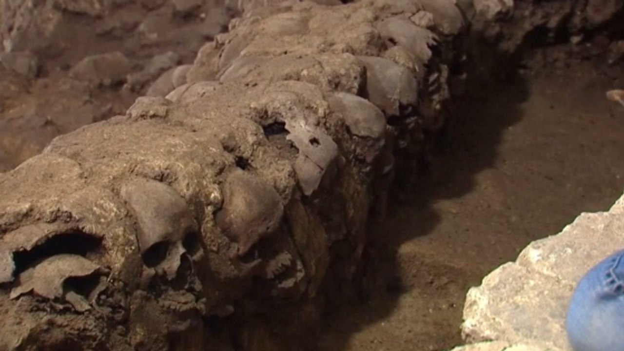 Une tour aztèque formée de crânes humains découverte au Mexique