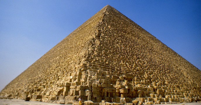Une immense cavité de 30 mètres de long découverte dans la pyramide de Khéops