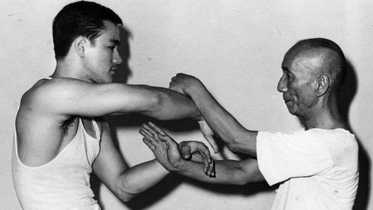 Ip man kurz vor seinem tod: die letzten bilder von bruce lees meister beim training