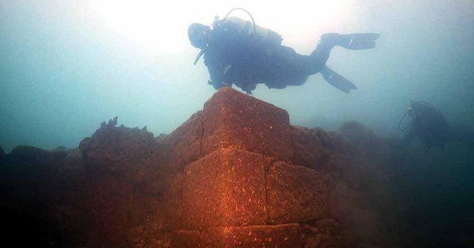 Une forteresse vieille de 3000 ans découverte engloutie sous un lac de Turquie
