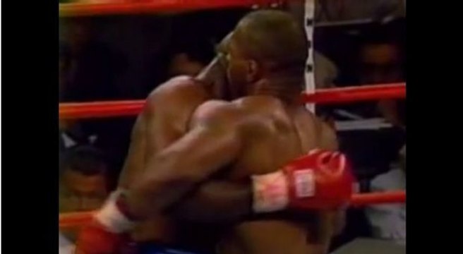 Boxen: Mike Tyson wollte Evander Holyfield töten bevor er ihm das Ohr abbiss
