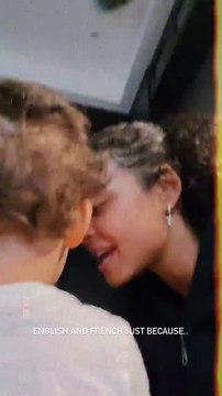 Isaiah chante en français et en anglais