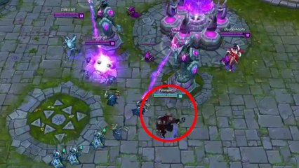 League of Legends : un bug complètement absurde mais plutôt pratique !