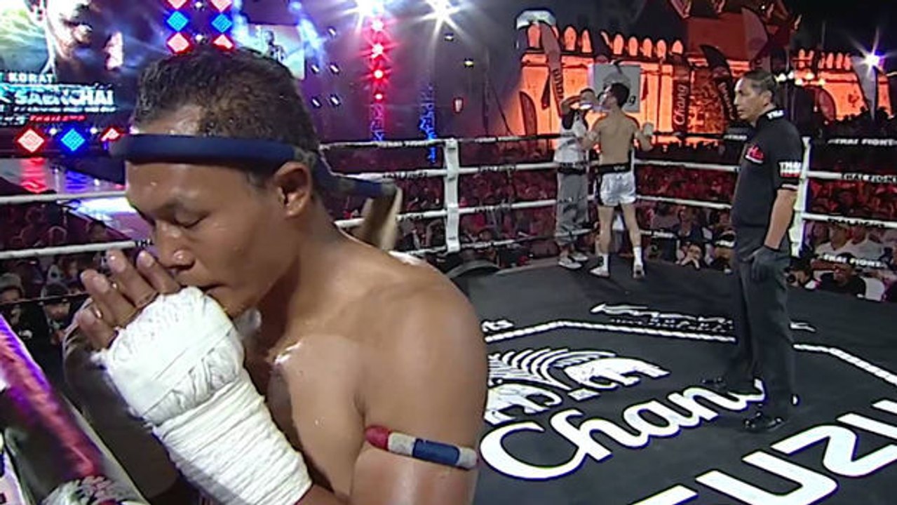 Saenchai liefert einen großartigen Kampf gegen Anvar Boynazarov