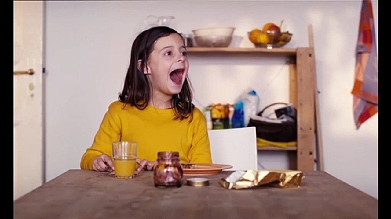 Tuhaf Kedicik Orijinal Fragman