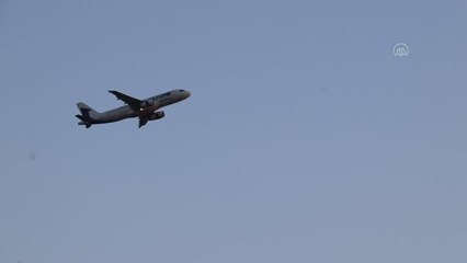 FlyOne'ın uçağı Ermenistan'dan İstanbul'a ilk uçuş için Erivan'dan havalandı
