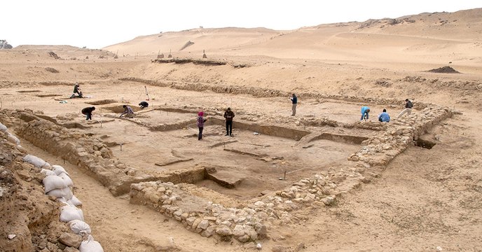 Des maisons vieilles de 4500 ans découvertes près des pyramides de Gizeh