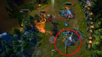 下载视频: League of Legends : Yasuo réalise un quadra kill épique en 1v4