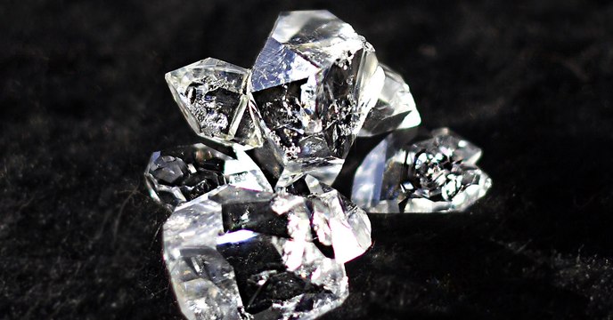 Un gisement d'un million de millards de tonnes de diamants sommeillerait dans les profondeurs de la Terre