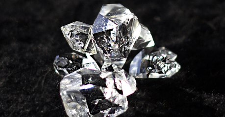 Un gisement d'un million de millards de tonnes de diamants sommeillerait dans les profondeurs de la Terre