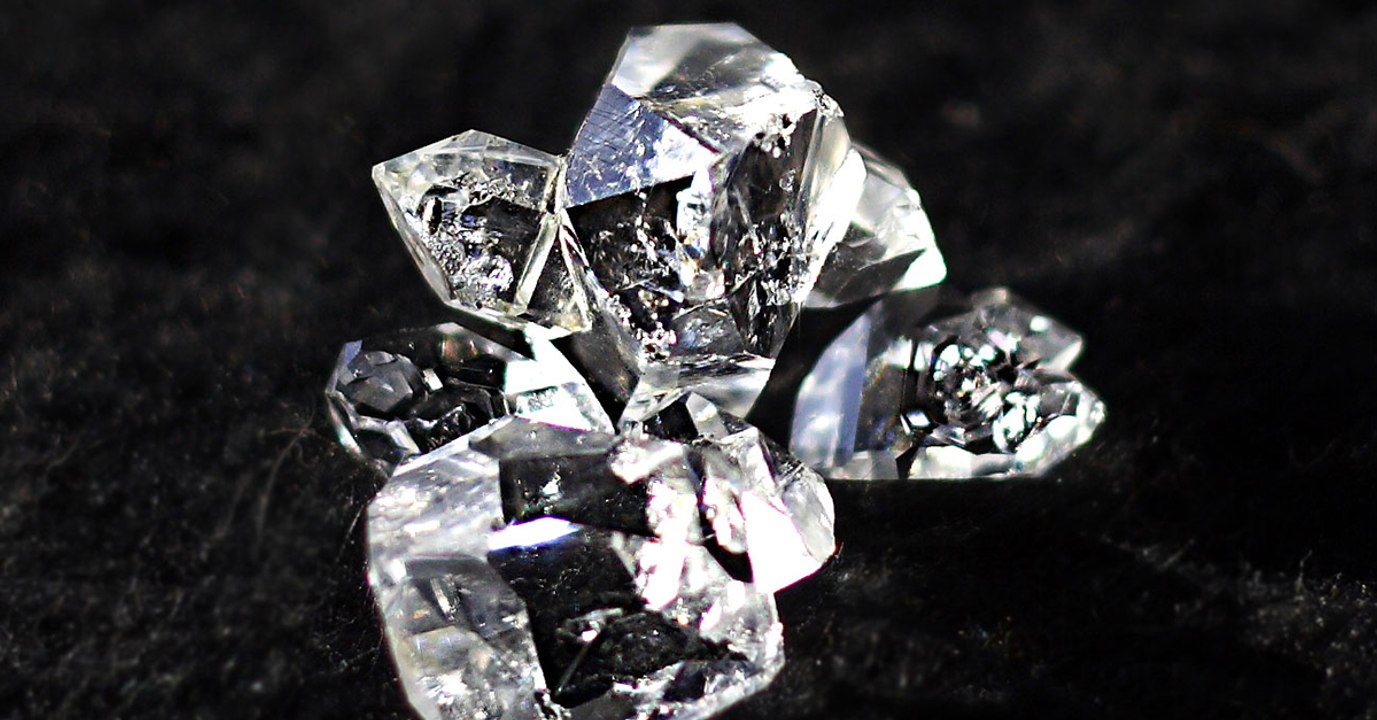 Un gisement d'un million de millards de tonnes de diamants sommeillerait dans les profondeurs de la Terre