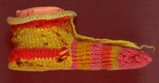 Des chercheurs révèlent les secrets de chaussettes rayées fabriquées en Egypte il y a plus de 1700 ans