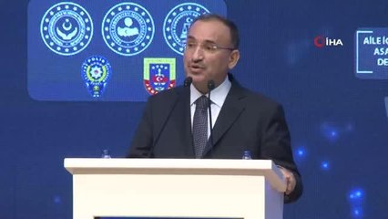 Adalet Bakanı Bozdağ: "Bir kadını 15 yerinden bıçaklayana adli kontrol şartı verildiğinde yüreğim yanıyor"