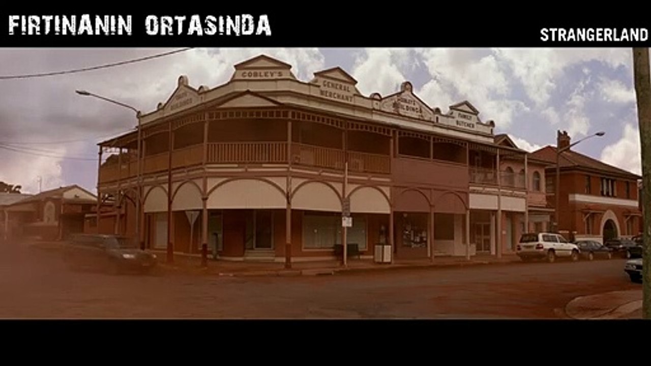 Fırtınanın Ortasında - Türkçe Altyazılı Klip