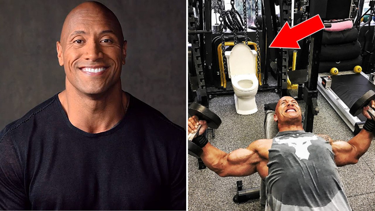 Auf diesem Bild vom Training von The Rock hat sich ein überraschendes Detail eingeschlichen! Einfach witzig!