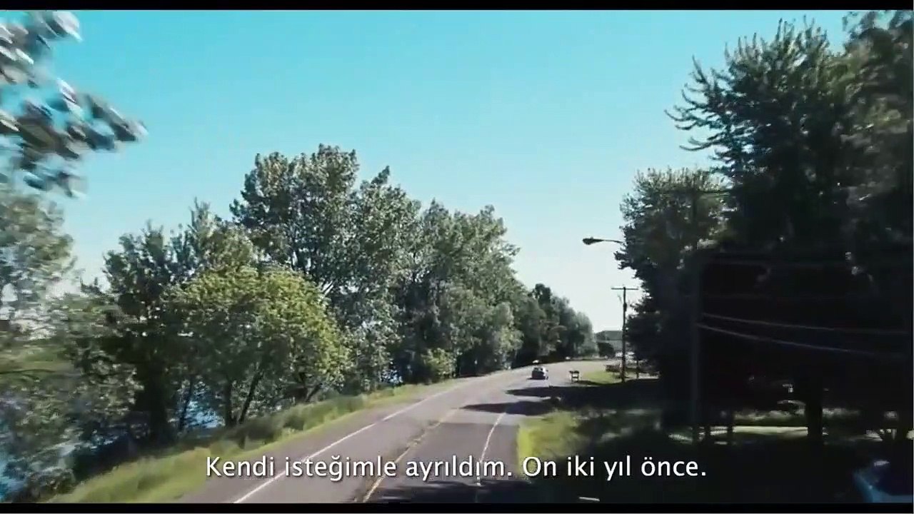 Alt Tarafı Dünyanın Sonu - Türkçe Altyazılı Fra...