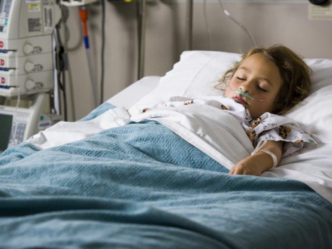 Moradores denunciam falta de médicos em postos e sofrem peregrinando por atendimentos em Cajazeiras