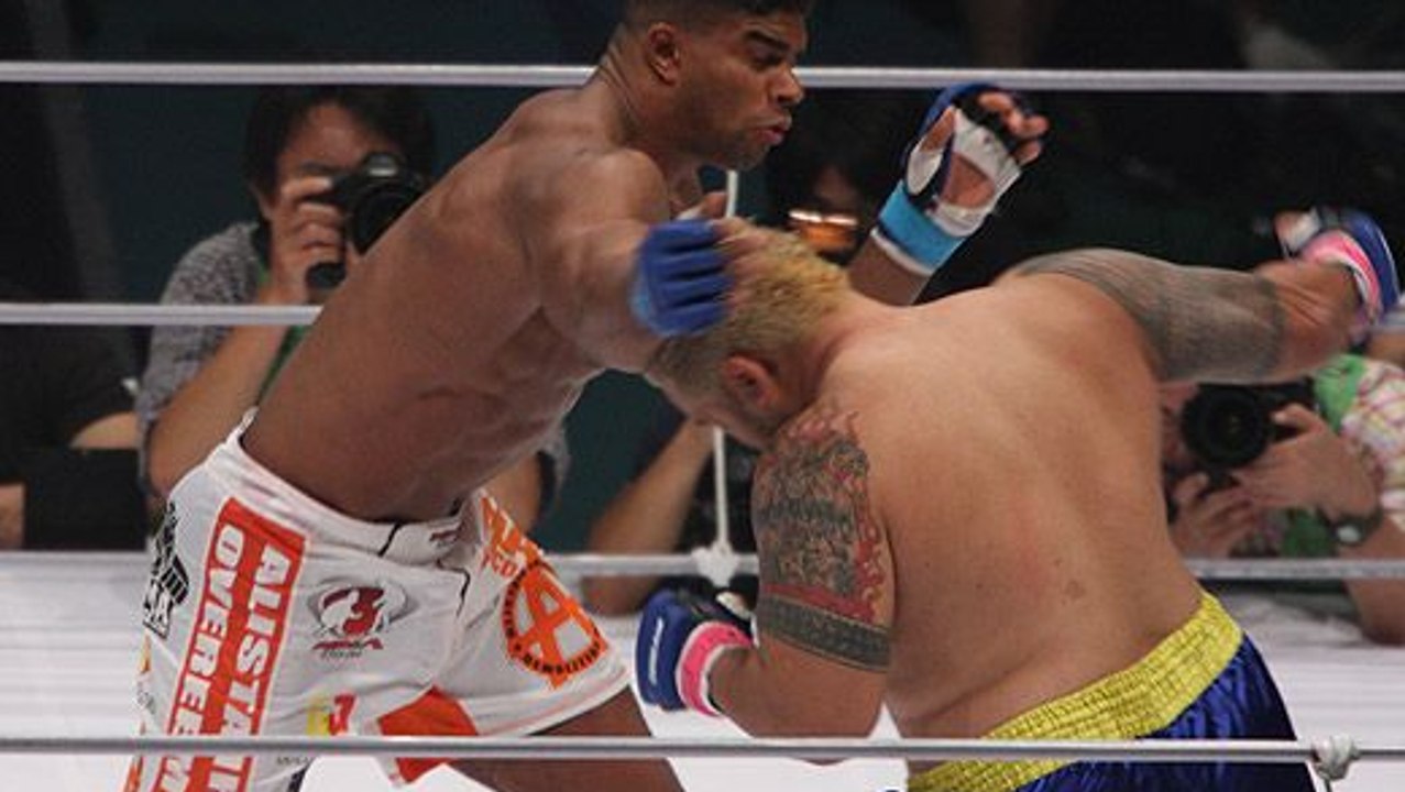 Alistair overeem und mark hunt haben bereits 2008 in japan gegeneinander gekämpft