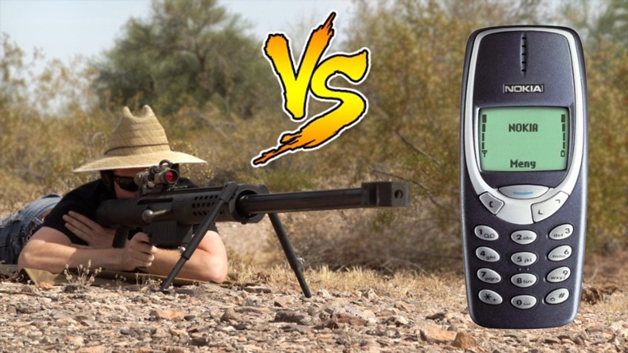 Un sniper tire sur un Nokia 3310 avec une balle de calibre 20 mm