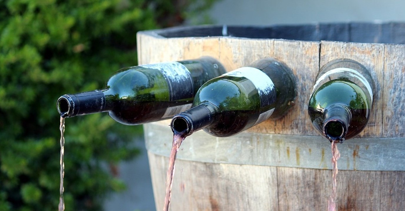 Ein Weinspender in Italien: Gratis und ohne Limit