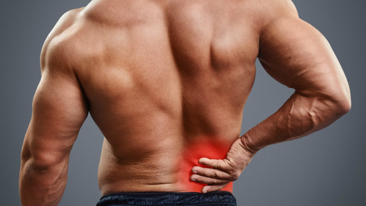 Rückenschmerzen beim Training? Das liegt an eurem Hintern! Wir haben die Lösung für euch!