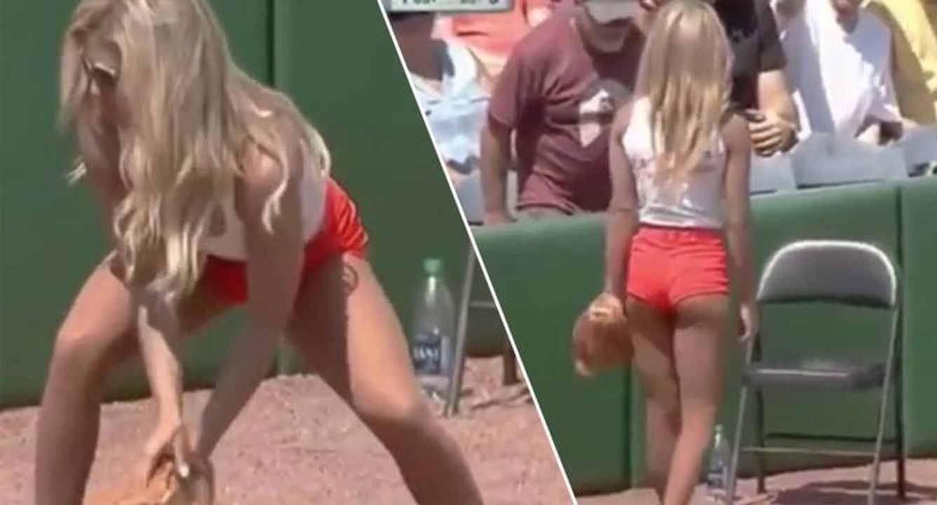 Ein Ballmädchen zieht alle Blicke auf sich