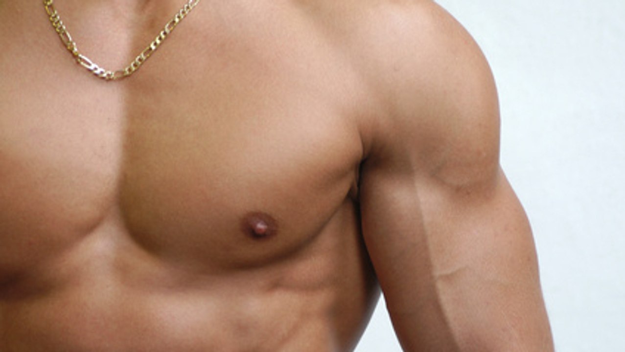 Brustmuskel-/Trizeps-Übung: Wie man perfekte Raupen-Liegestützen macht