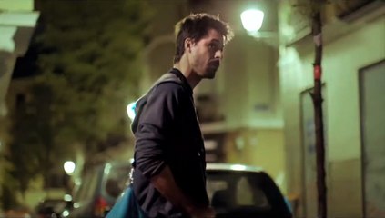 Dioses y perros Fragman