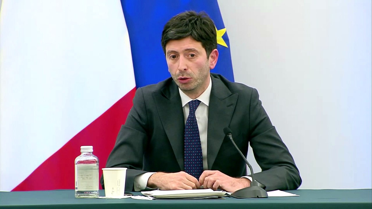 Scuola, il ministro Bianchi: "Nessuna intenzione di discriminare tra studenti vaccinati e no"