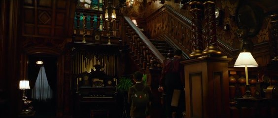 Eski Evdeki Büyülü Saat Klip - Lewis Notices All the Clocks