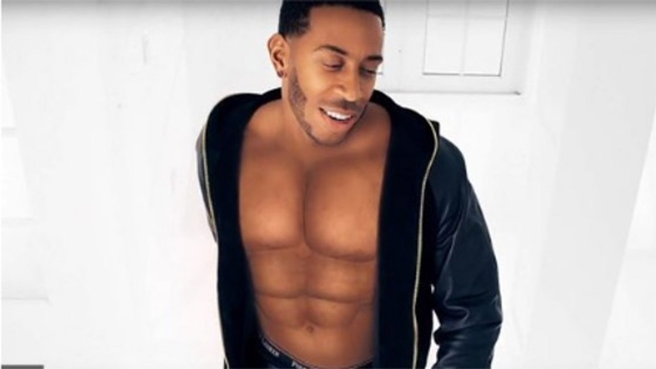 Seht euch die 'Bauchmuskeln' von Ludacris in seinem neuesten Videoclip an! DIESES Detail wird euch schockieren!